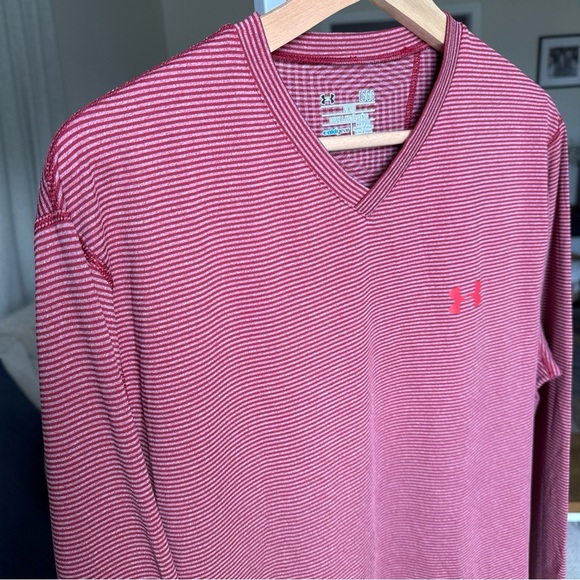 Under Armour Men’s L/S Coldgear Red Shirt Hairline Striped Fitted Stretch Tee L - Picture 4 of 15